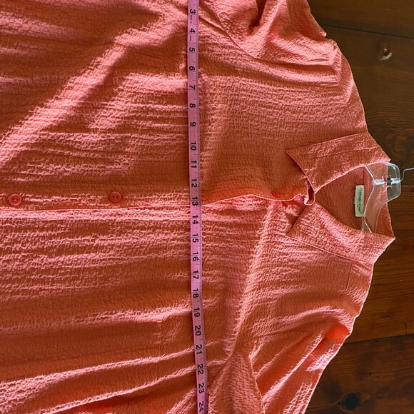 Coldwater Creek 3/4 sleeve button down - Picture 3 of 5